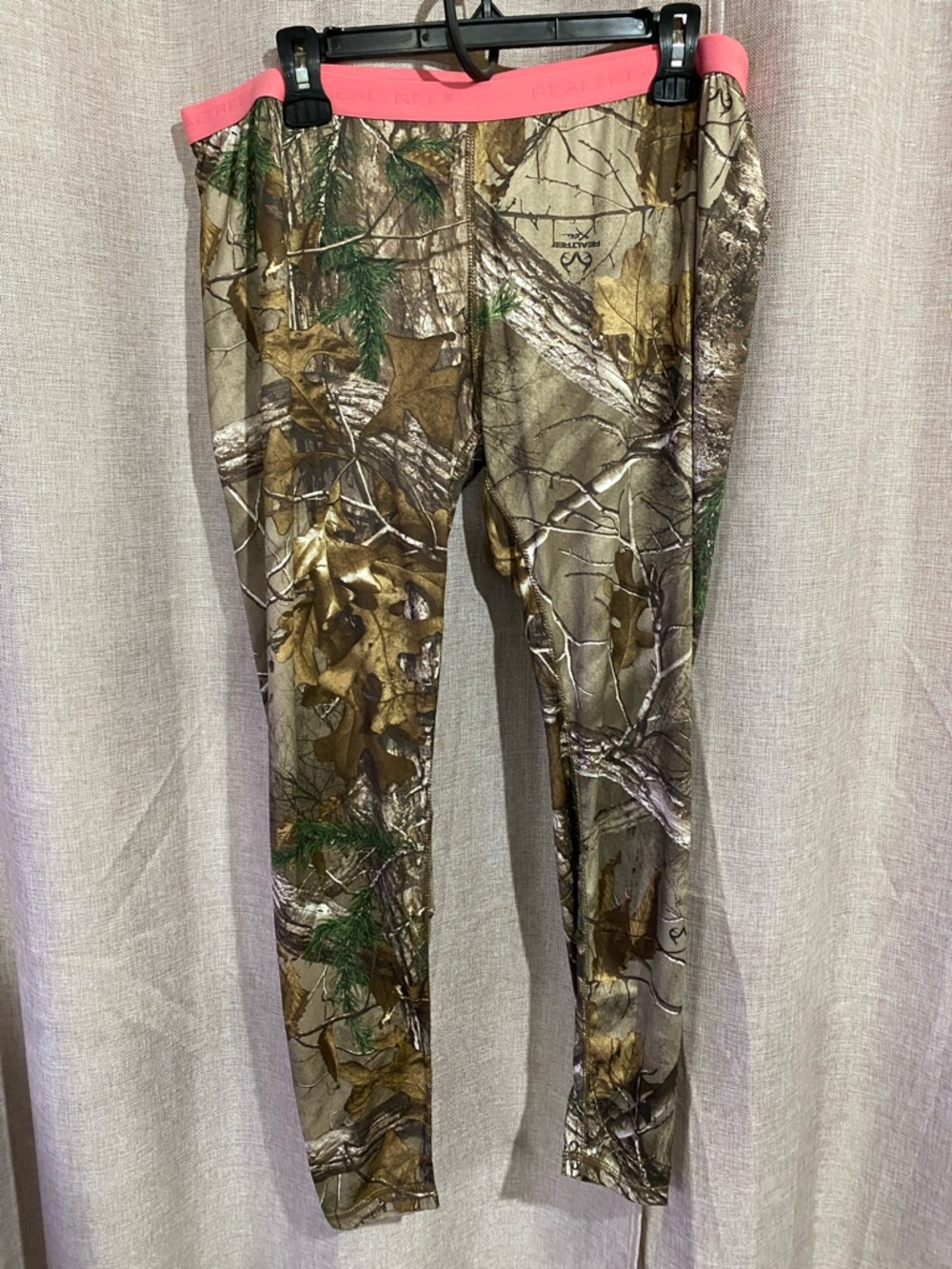 Realtree Camo Thermal Top And Bottom Set. Size XXL - Picture 2 of 5